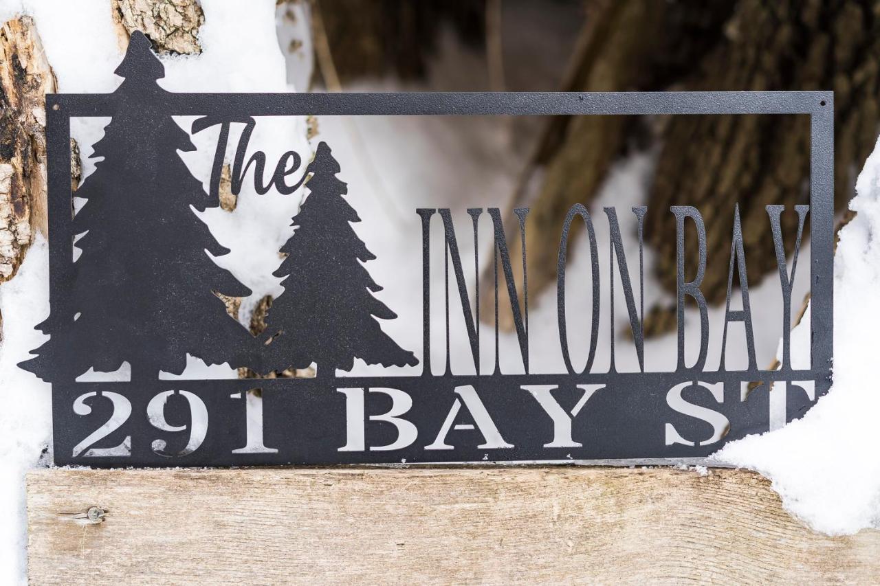 The Inn On Bay Gravenhurst Exterior foto